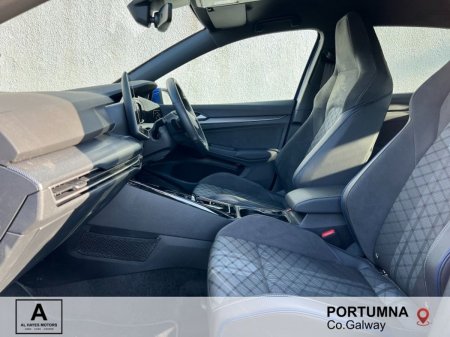 2025 Volkswagen Golf - photo 4
