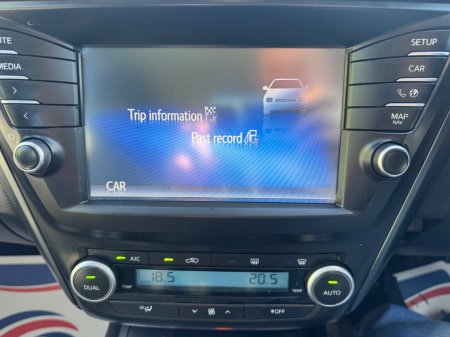2015 Toyota Avensis - photo 16