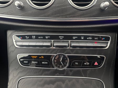 2020 Mercedes-Benz E-Class - photo 28