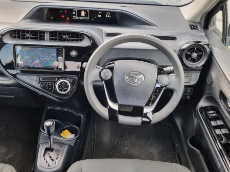 2019 Toyota Aqua - photo 17