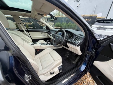 2010 BMW 5-Series - photo 8