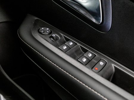 2026 Peugeot 208 - photo 21