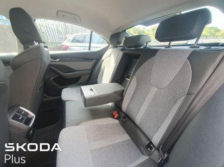 2025 Skoda Octavia - photo 12