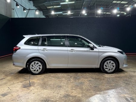 2023 Toyota Corolla - photo 2