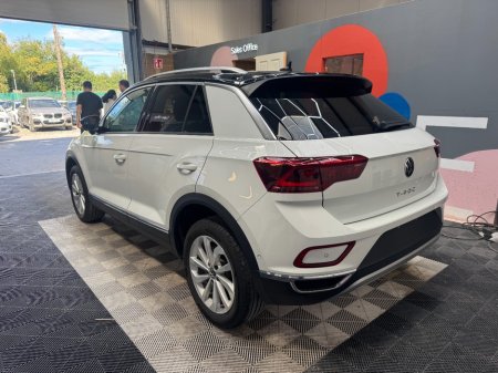 2024 Volkswagen T-Roc - photo 5