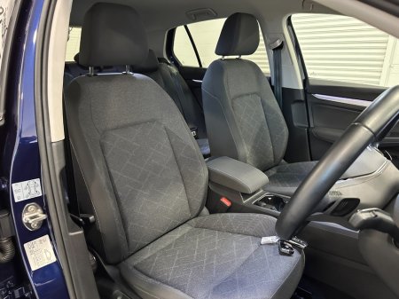 2022 Volkswagen Golf - photo 24