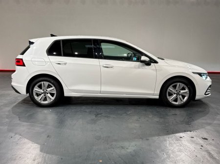 2021 Volkswagen Golf - photo 2
