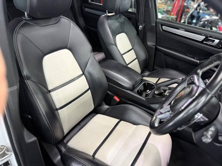 2020 Porsche Cayenne - photo 27