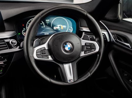 2020 BMW 5-Series - photo 9