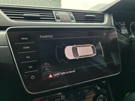 2018 Skoda Superb - photo 16