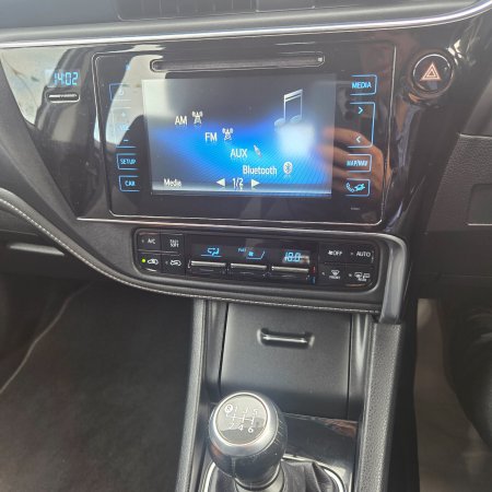 2016 Toyota Auris - photo 17
