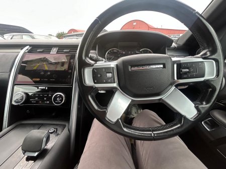2022 Land Rover Discovery - photo 8