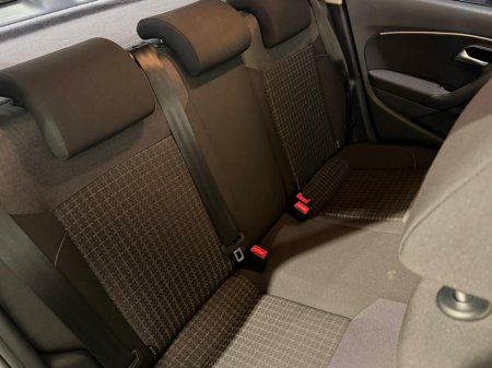 2015 Volkswagen Polo - photo 16