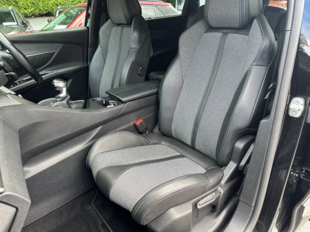 2021 Peugeot 5008 - photo 6
