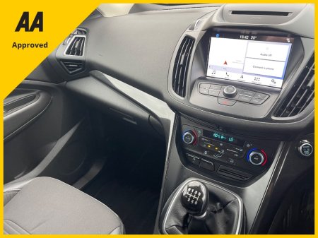 2019 Ford Kuga - photo 3