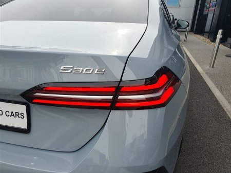 2026 BMW 5-Series - photo 20
