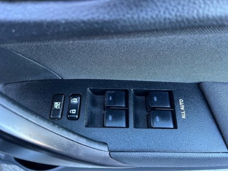 2017 Toyota Corolla - photo 11