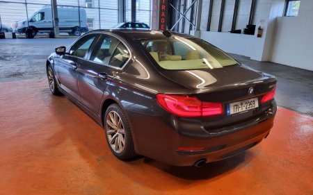 2017 BMW 5-Series - photo 5