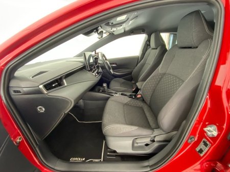 2025 Toyota Corolla - photo 6