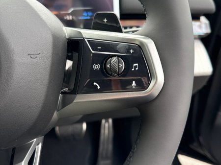 2026 BMW 5-Series - photo 19