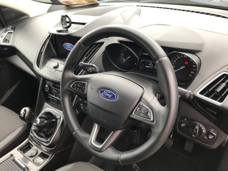 2019 Ford Kuga - photo 6