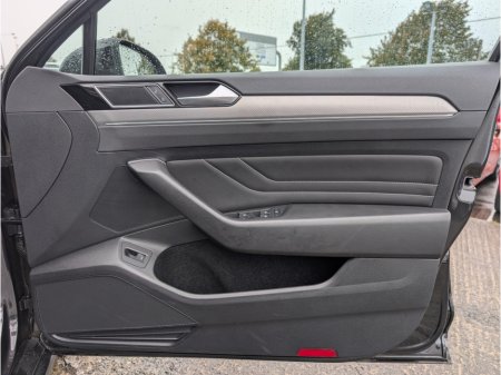 2023 Volkswagen Passat - photo 13