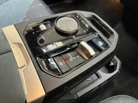 2022 BMW iX - photo 12