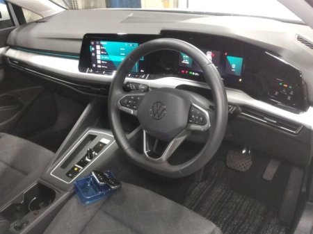 2023 Volkswagen Golf - photo 3