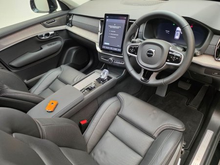 2025 Volvo XC90 - photo 10