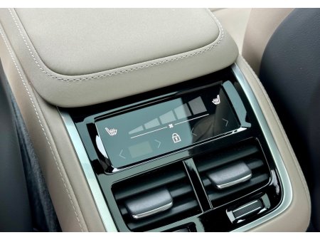 2025 Volvo XC90 - photo 20