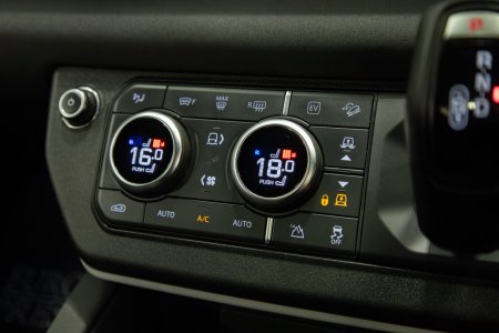 2022 Land Rover Defender - photo 23