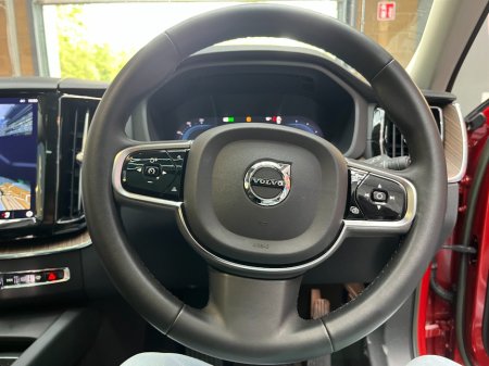 2023 Volvo XC60 - photo 8