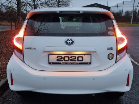 2020 Toyota Aqua 1.8 Hybrid