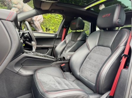 2021 Porsche Macan - photo 7