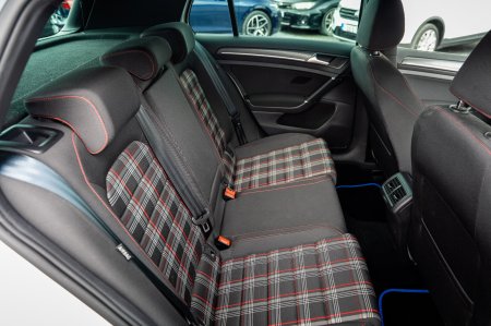2019 Volkswagen Golf - photo 18
