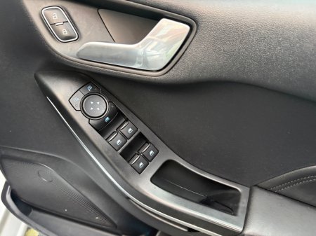 2023 Ford Fiesta - photo 11