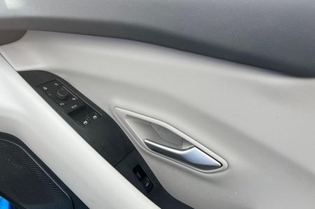 2025 Ford Capri - photo 25