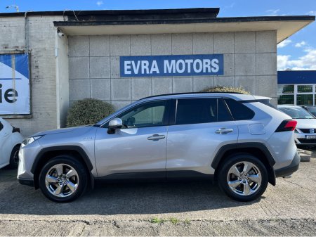 2020 Toyota RAV4 - photo 6