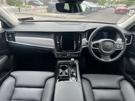 2026 Volvo V90 - photo 9