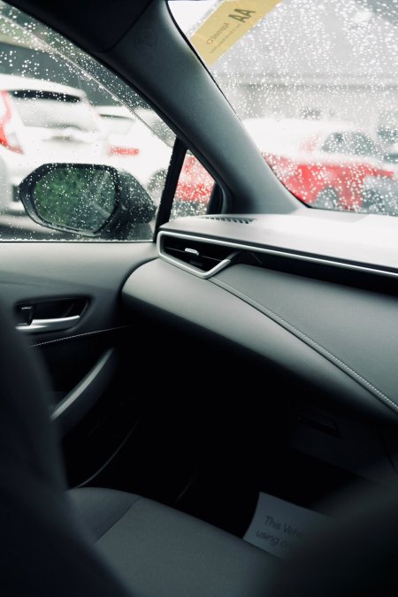 2018 Toyota Corolla - photo 18