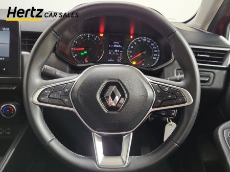 2023 Renault Clio - photo 13