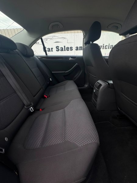 2016 Volkswagen Jetta - photo 17