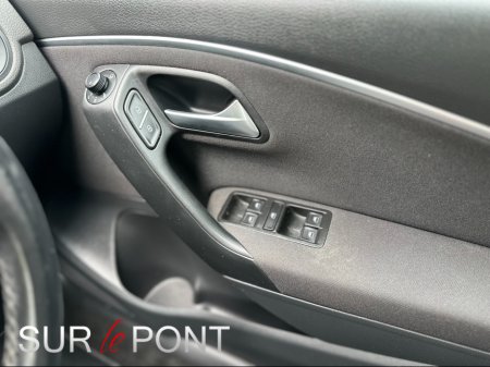 2016 Volkswagen Polo - photo 24