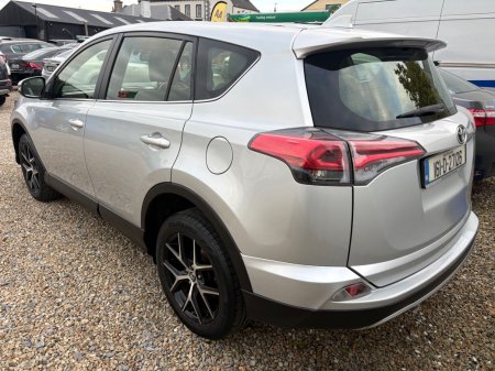 2016 Toyota RAV4 - photo 5