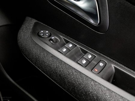 2026 Peugeot 208 - photo 17