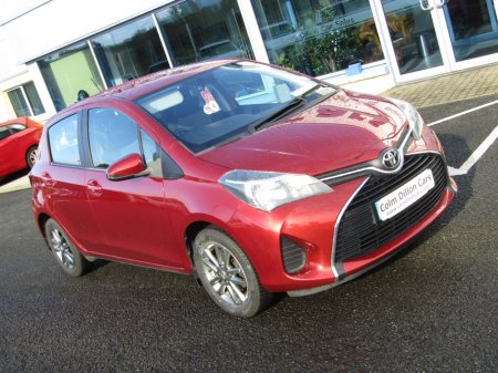 2015 Toyota Yaris - photo 2