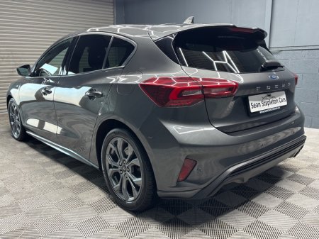 2023 Ford Focus - photo 7