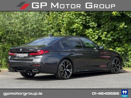 2021 BMW 5-Series - photo 12