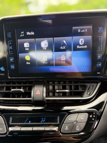2018 Toyota C-HR - photo 14