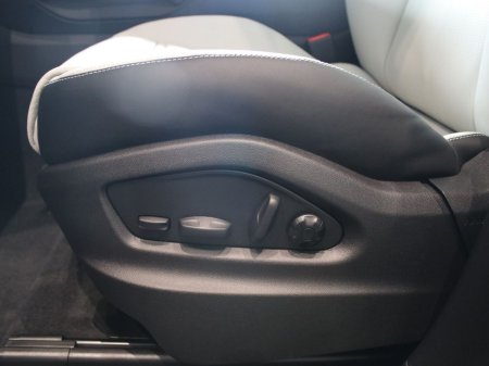 2026 Porsche Cayenne - photo 20